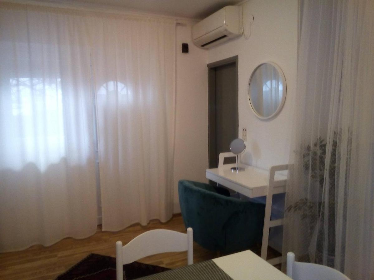 Apartment Maris *