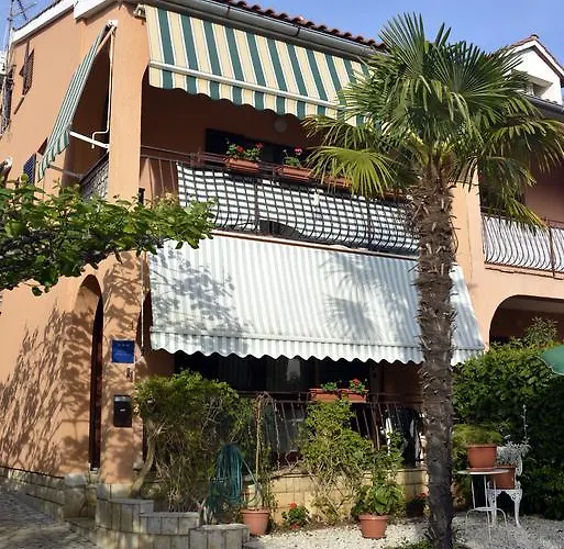 Apartments Maris
