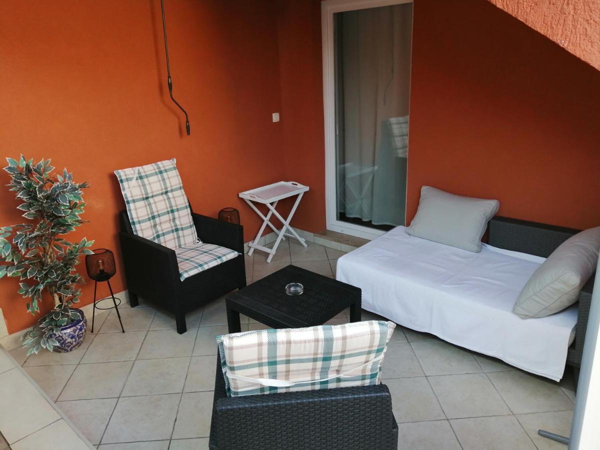 Maris Apartment