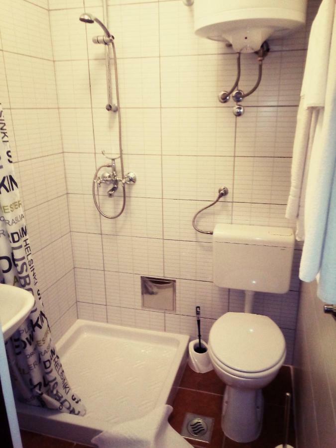 Maris Apartment *